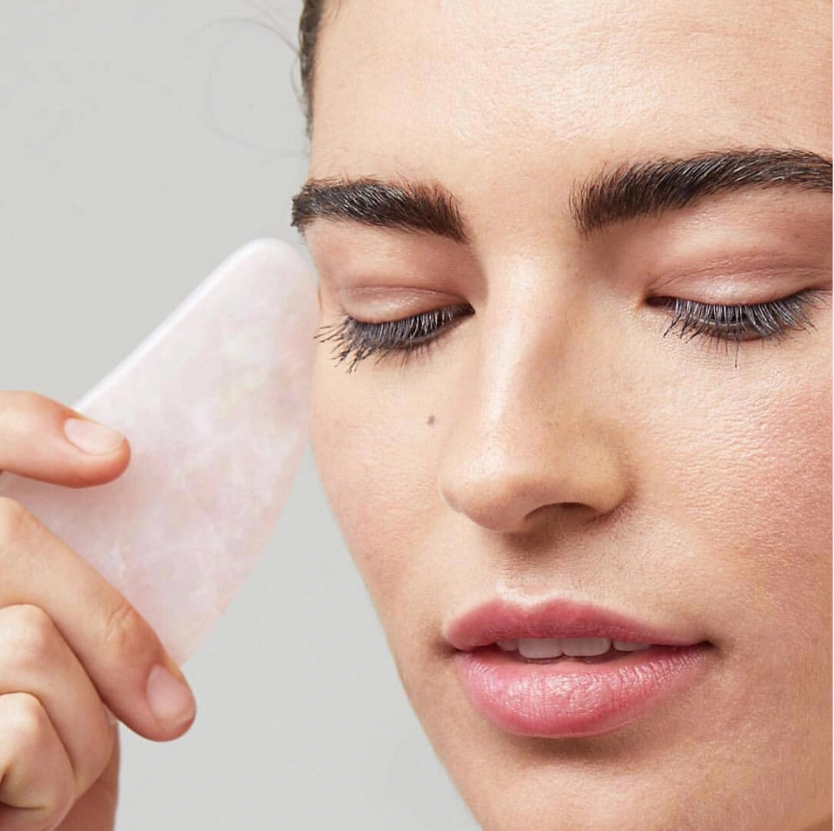 ROSE QUARTZ HEART- MERMAİD - GUA SHA