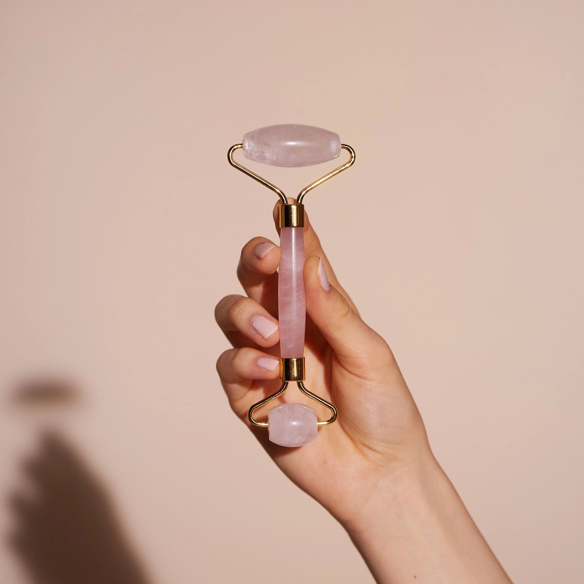 ROSE QUARTZ FACE ROLLER